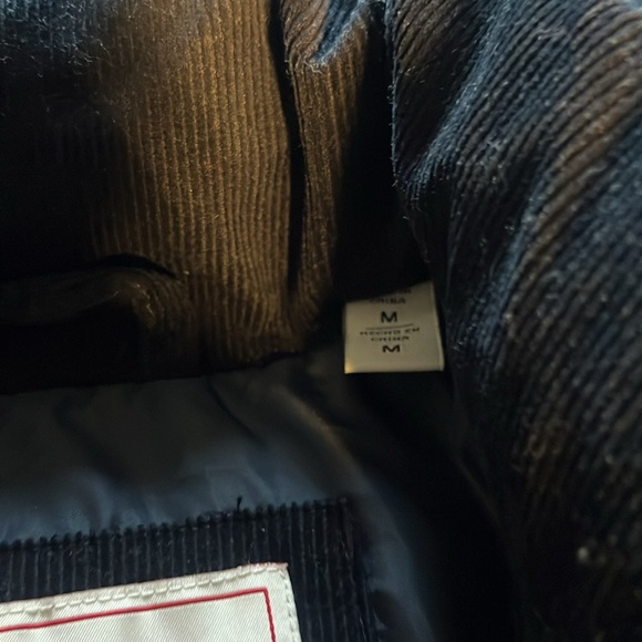 Size medium Levi’s corduroy navy jacket - Picture 3 of 6